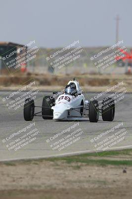 media/Oct-25-2025-CalClub SCCA (Sat) [[34c778dfbe]]/Group 5/Qualifying/